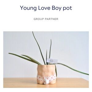 ISO! This pot produced by GROUP PARTNER! ISO NOT SELLINGGGG!! Thank you all